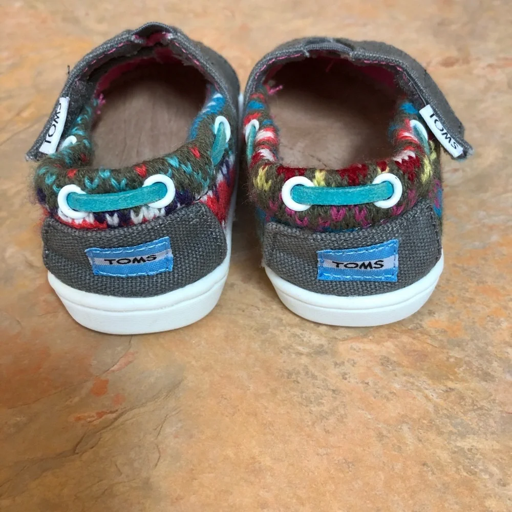 TOMS Tiny Alpargata size 3 baby girls